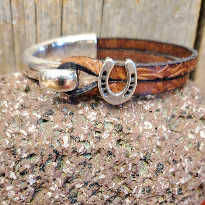 Lucky Horseshoe Leather Bracelet - Brown – Custom Cowboy Shop
