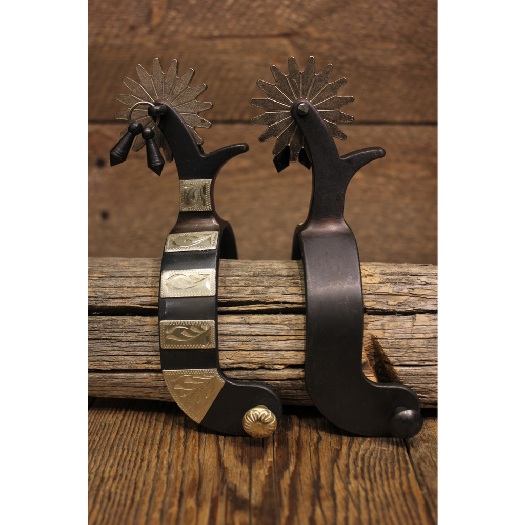 Paire D'éperons Showman Products Acier Noir - Taille Homme - Gravés Argent - Neufs