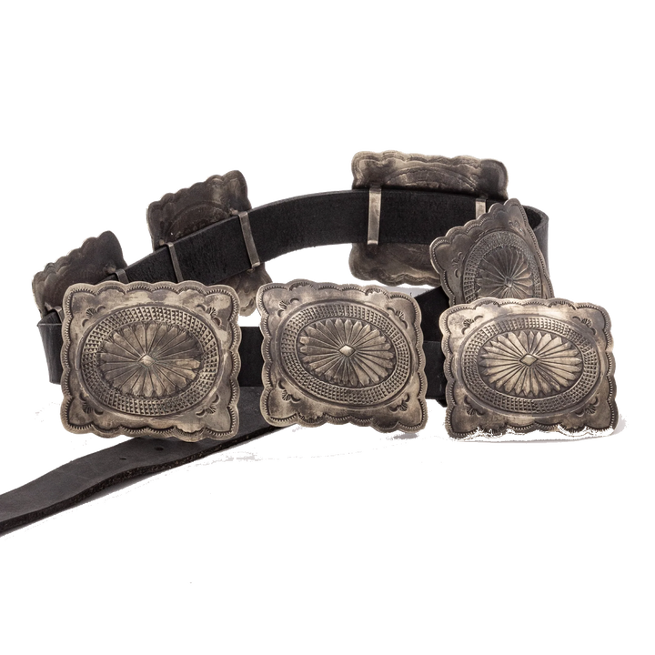 Fluted Concho Belt - Black