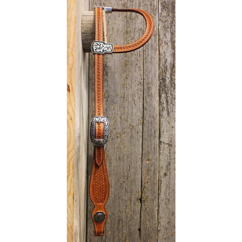 Shiloh Stables and Tack: Beaded one ear headstall. These headstalls will features a dark leather Shiloh Stables and Tack: Beaded one ear headstall. These headstalls will features a dark leather